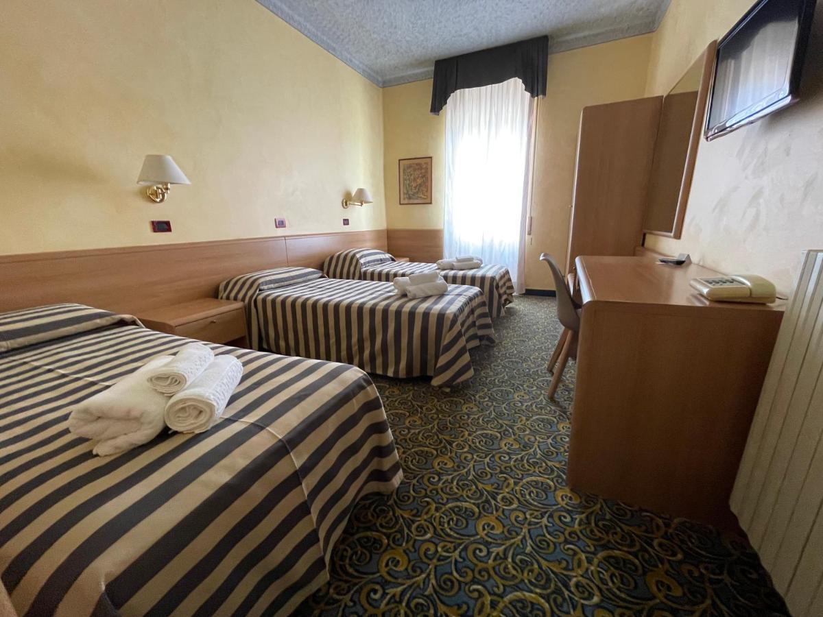 Hotel Giardinetto Desenzano del Garda Ngoại thất bức ảnh