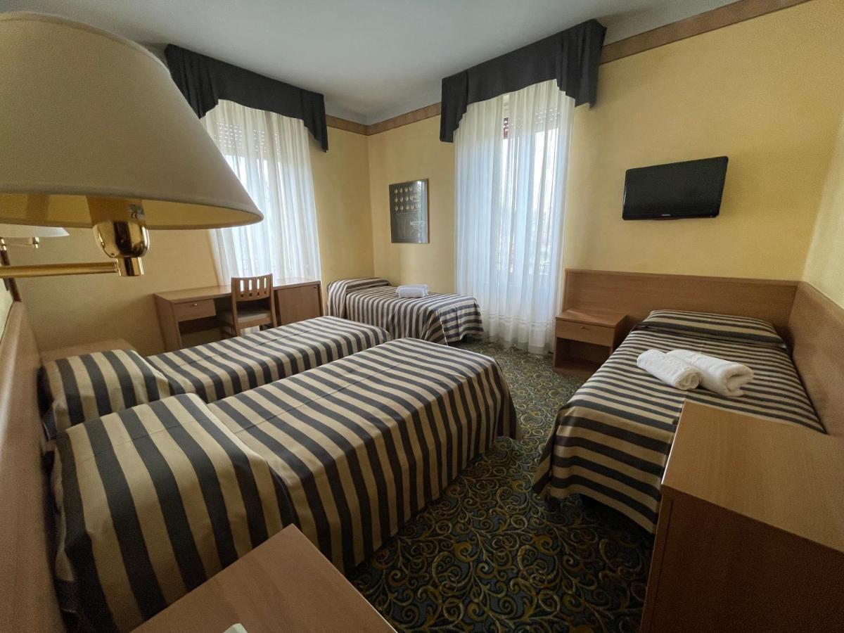 Hotel Giardinetto Desenzano del Garda Ngoại thất bức ảnh