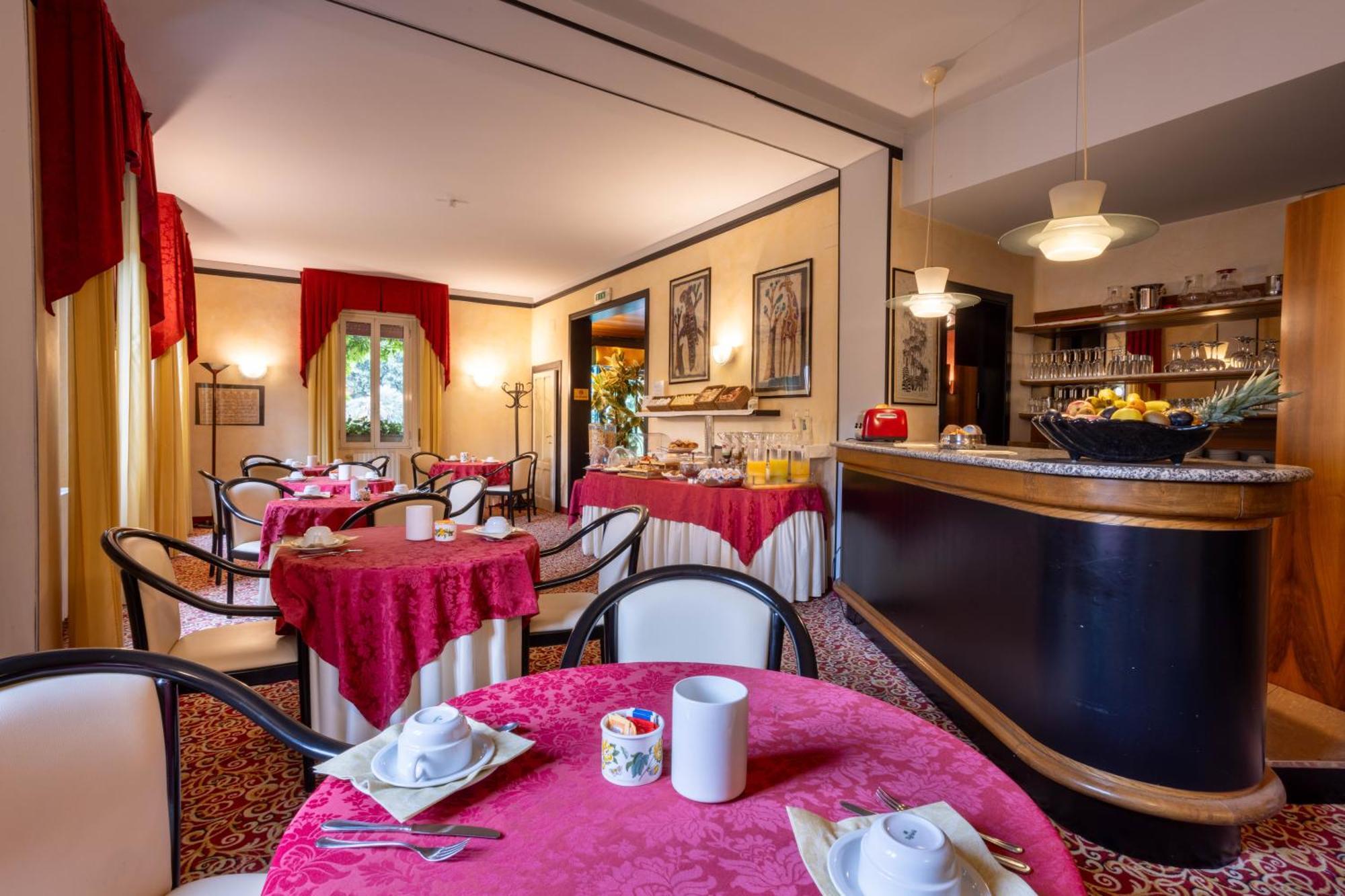 Hotel Giardinetto Desenzano del Garda Ngoại thất bức ảnh