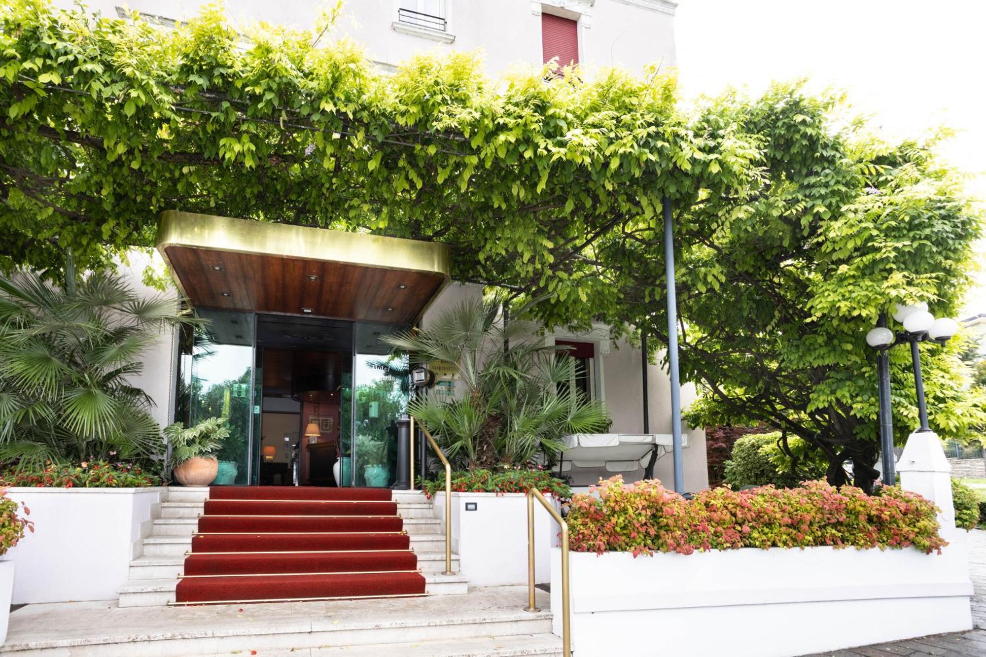 Hotel Giardinetto Desenzano del Garda Ngoại thất bức ảnh