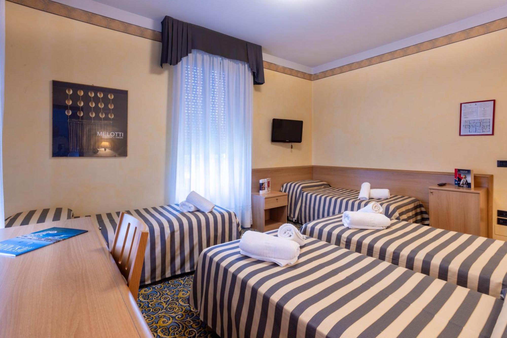 Hotel Giardinetto Desenzano del Garda Ngoại thất bức ảnh
